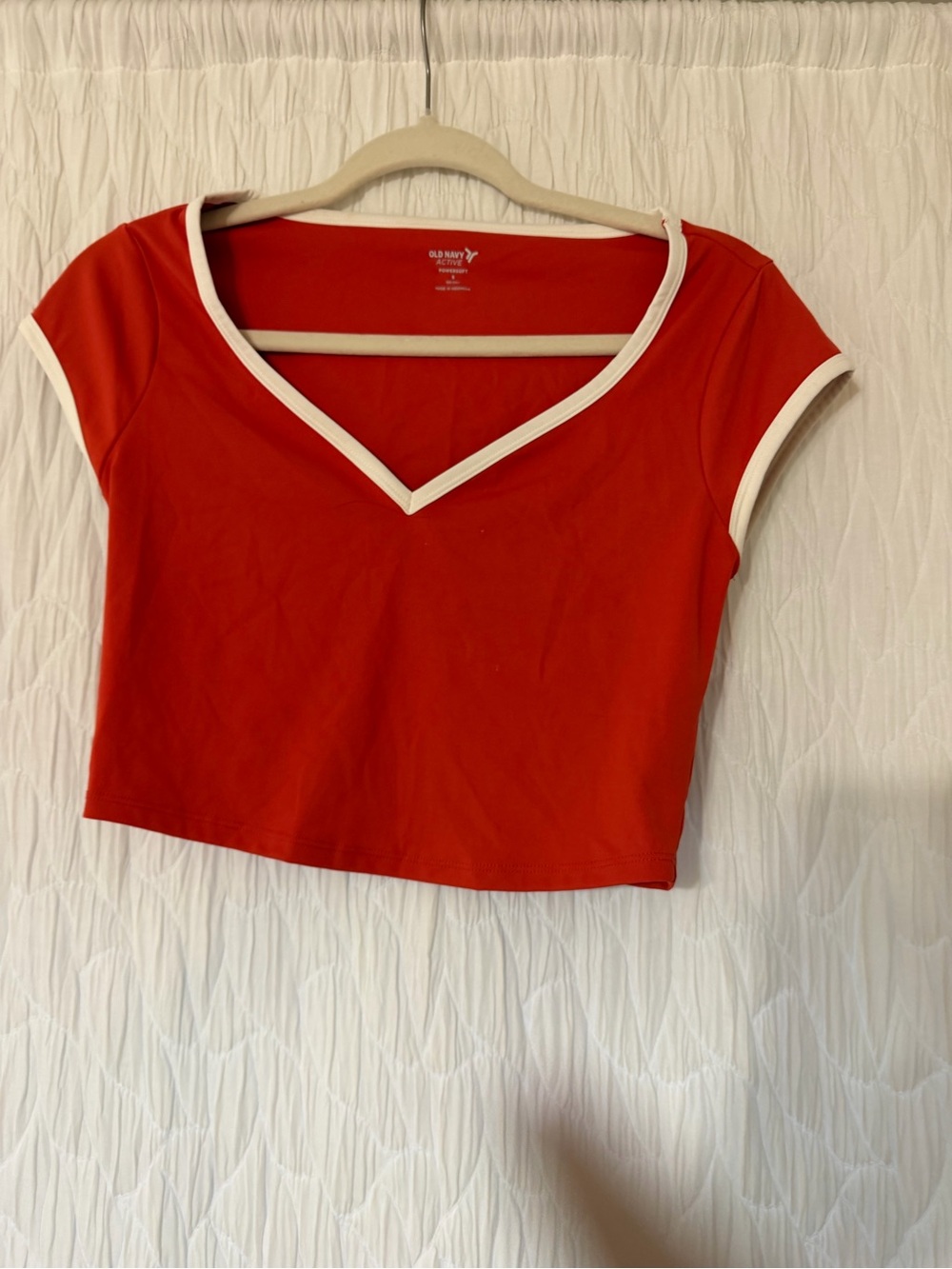 Old Navy Red Athletic V-Neck Cropped Tee with White Trim